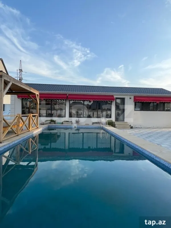 Kirayə verilir 6 otaqlı həyət evi