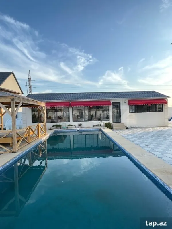 Kirayə verilir 6 otaqlı həyət evi