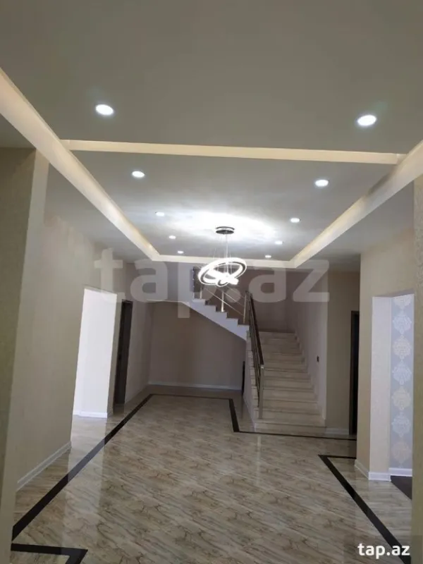 Kirayə verilir 6 otaqlı həyət evi