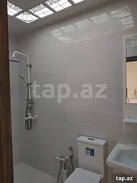 Kirayə verilir 6 otaqlı həyət evi