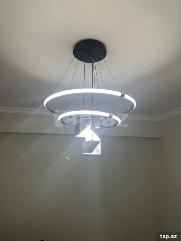 Kirayə verilir 3 otaqlı yeni tikili 70 m²