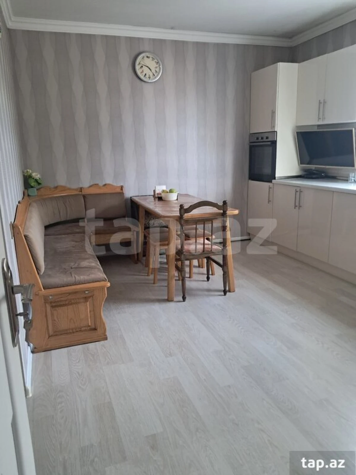 Satılır 4 otaqlı həyət evi