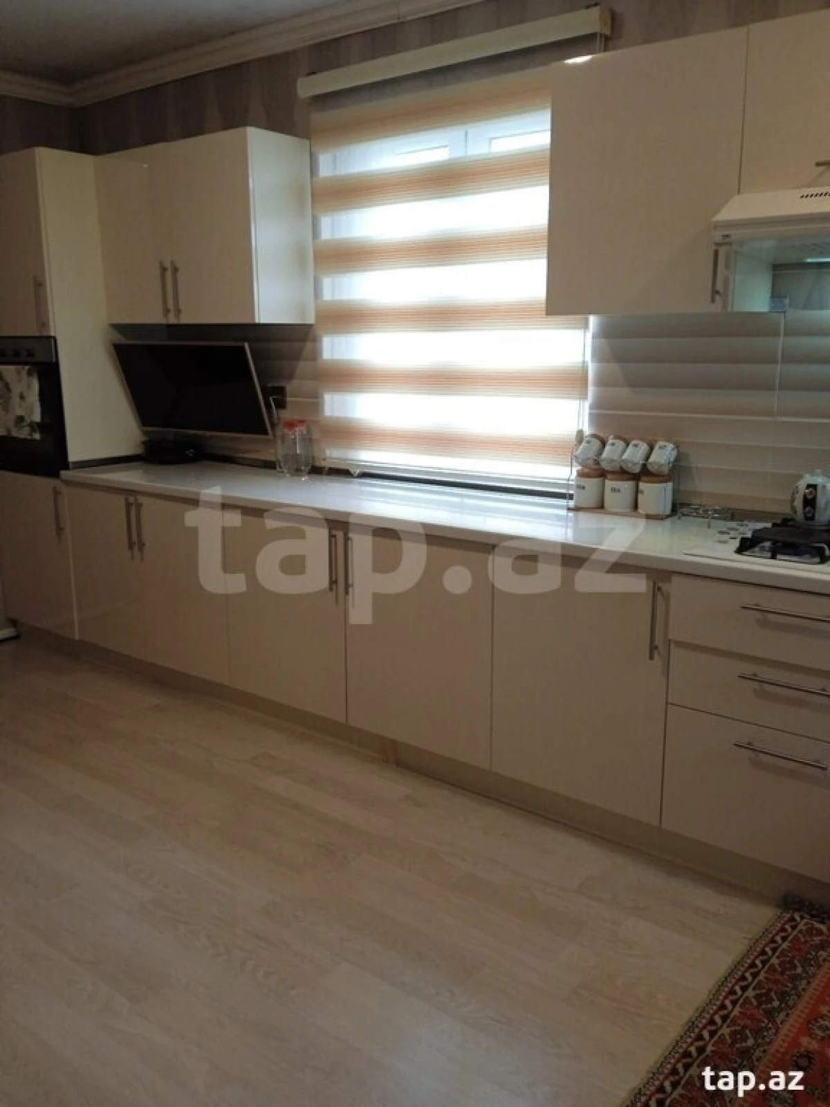 Satılır 4 otaqlı həyət evi