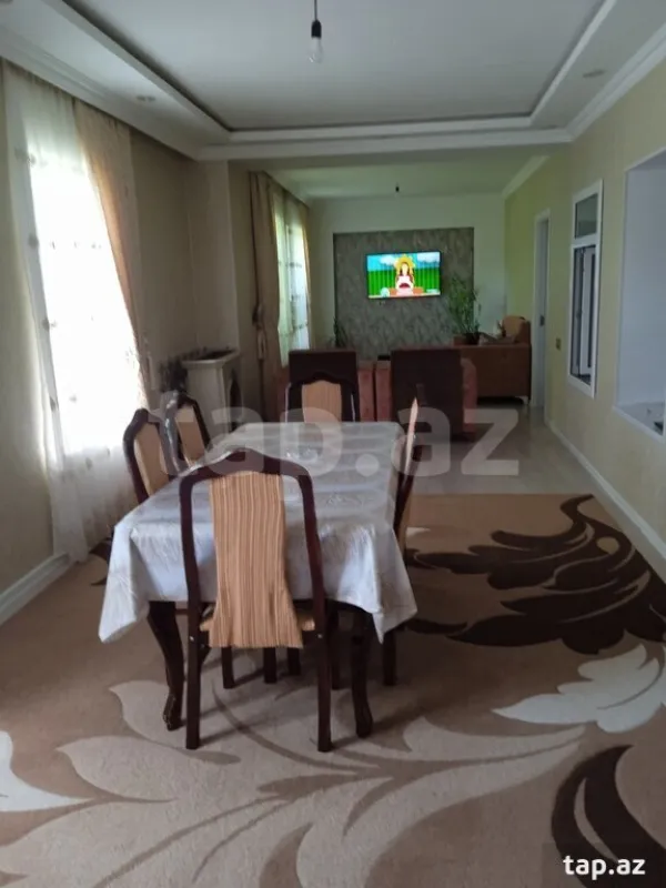 Satılır 4 otaqlı həyət evi