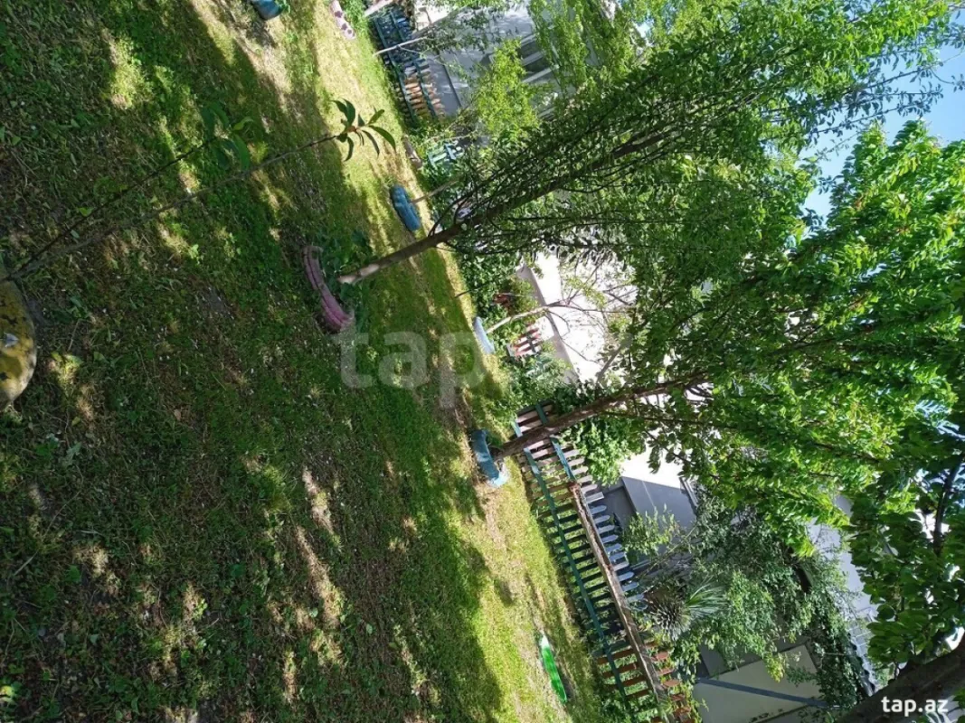 Satılır 4 otaqlı həyət evi