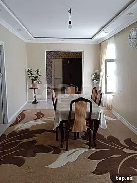 Satılır 4 otaqlı həyət evi