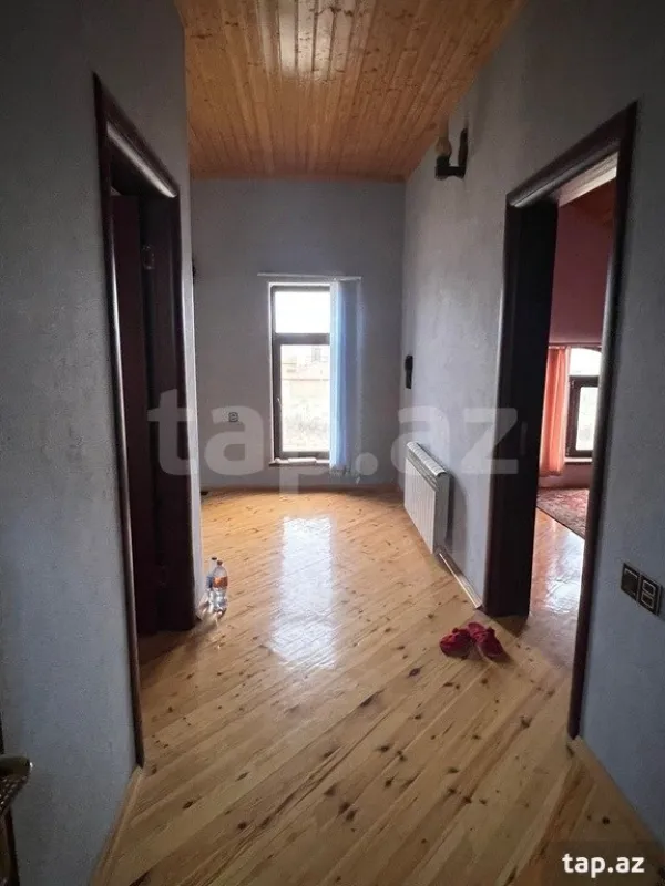 Satılır 4 otaqlı həyət evi
