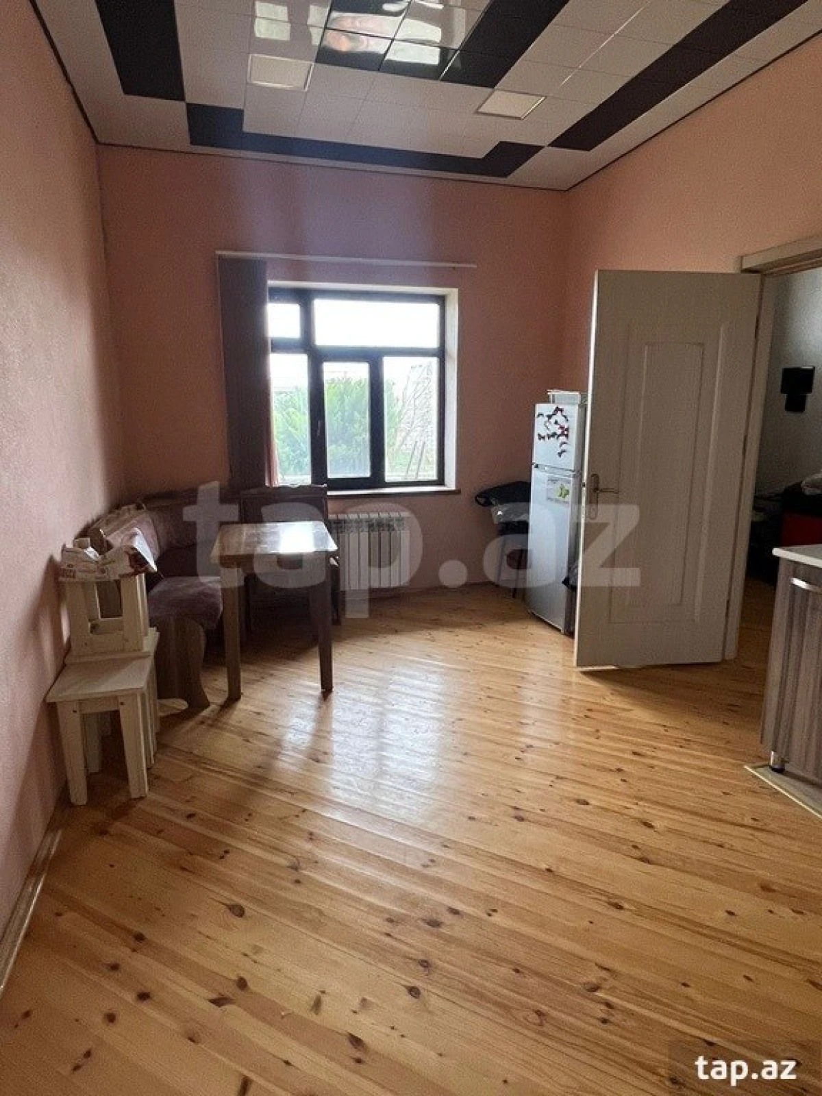 Satılır 4 otaqlı həyət evi