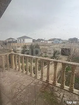 Satılır 4 otaqlı həyət evi