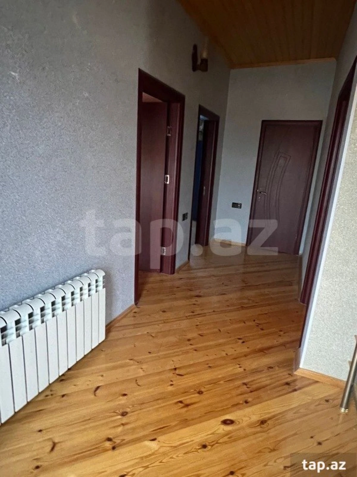 Satılır 4 otaqlı həyət evi