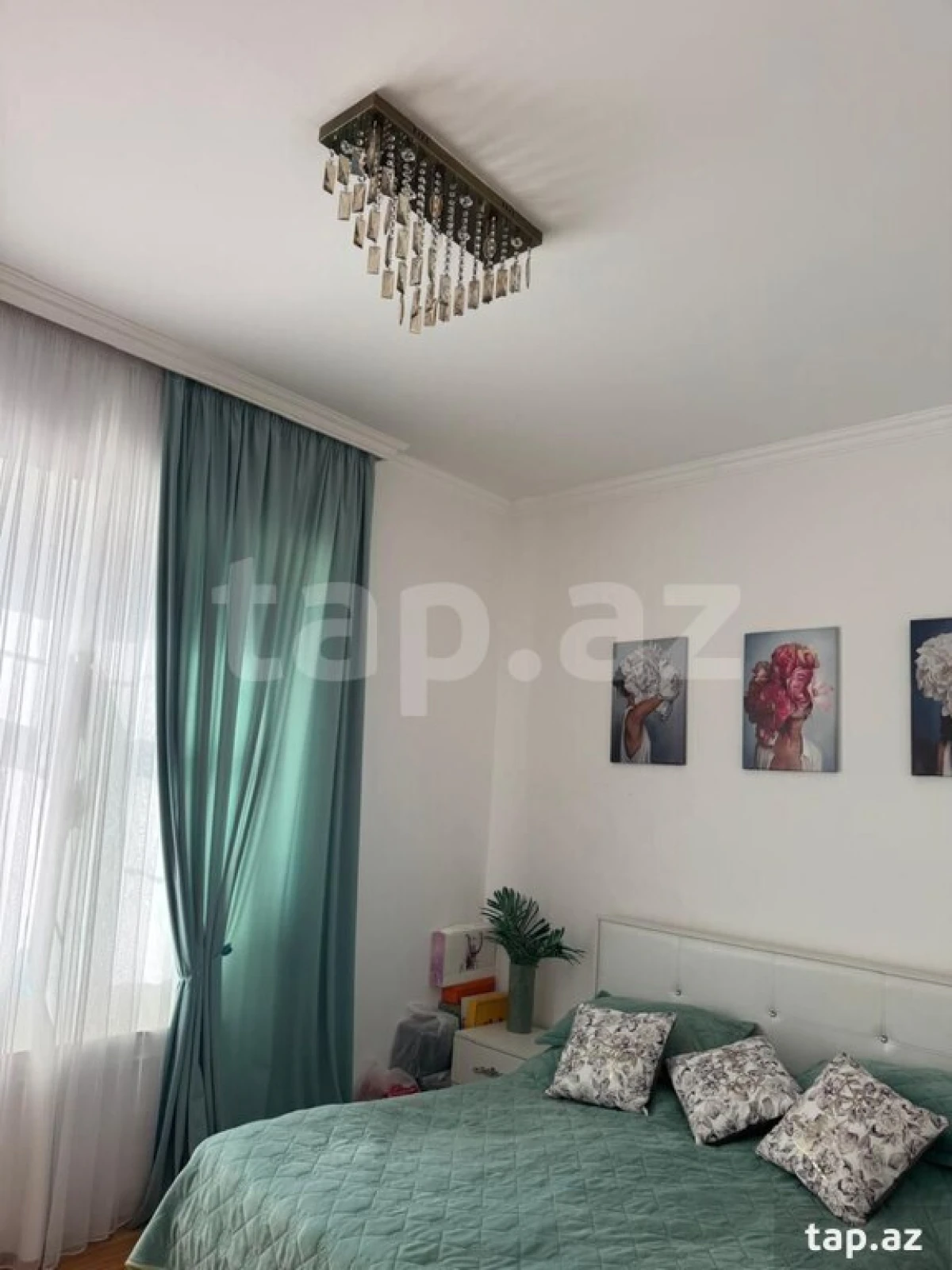 Satılır 6 otaqlı həyət evi