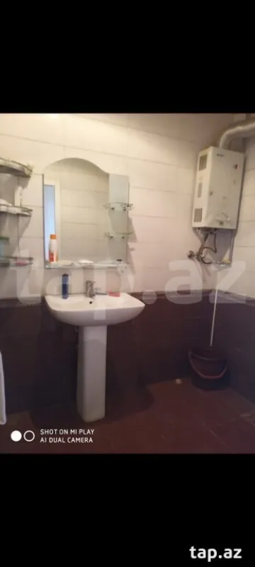 Kirayə verilir 2 otaqlı mənzil 65 m²