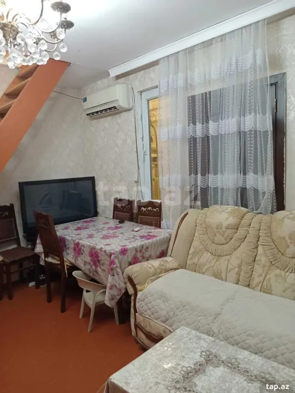 Satılır 3 otaqlı həyət evi