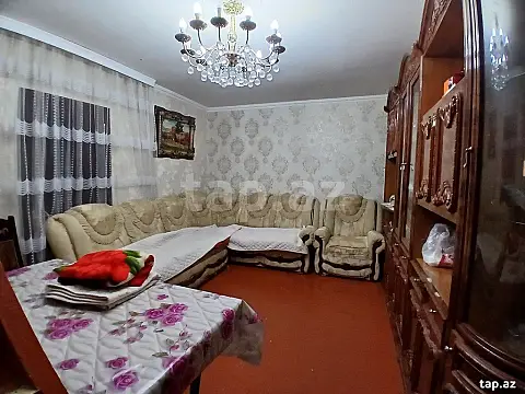 Satılır 3 otaqlı həyət evi