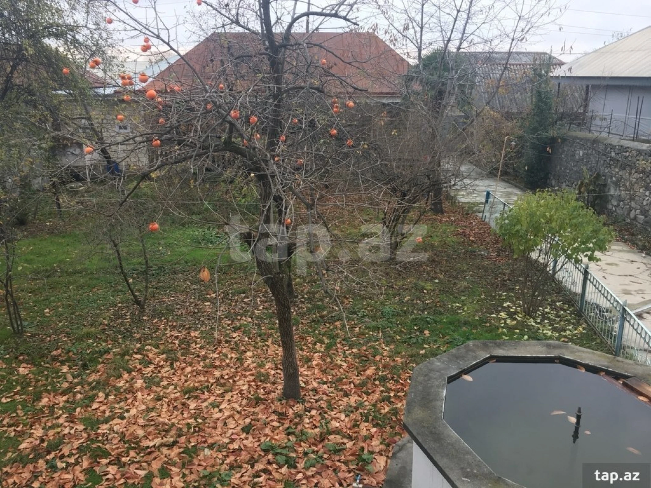 Kirayə verilir 5 otaqlı həyət evi