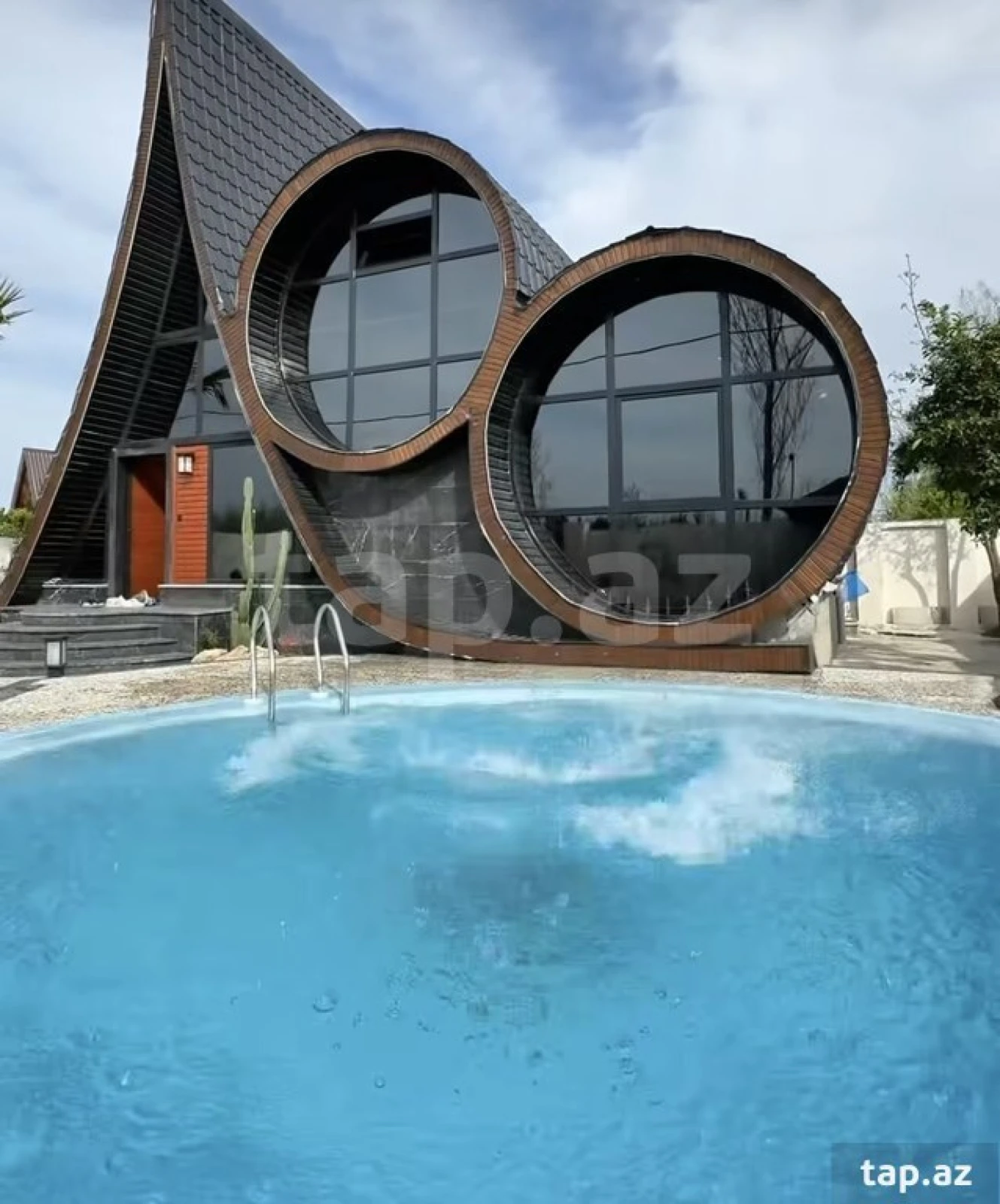 Kirayə verilir 4 otaqlı həyət evi