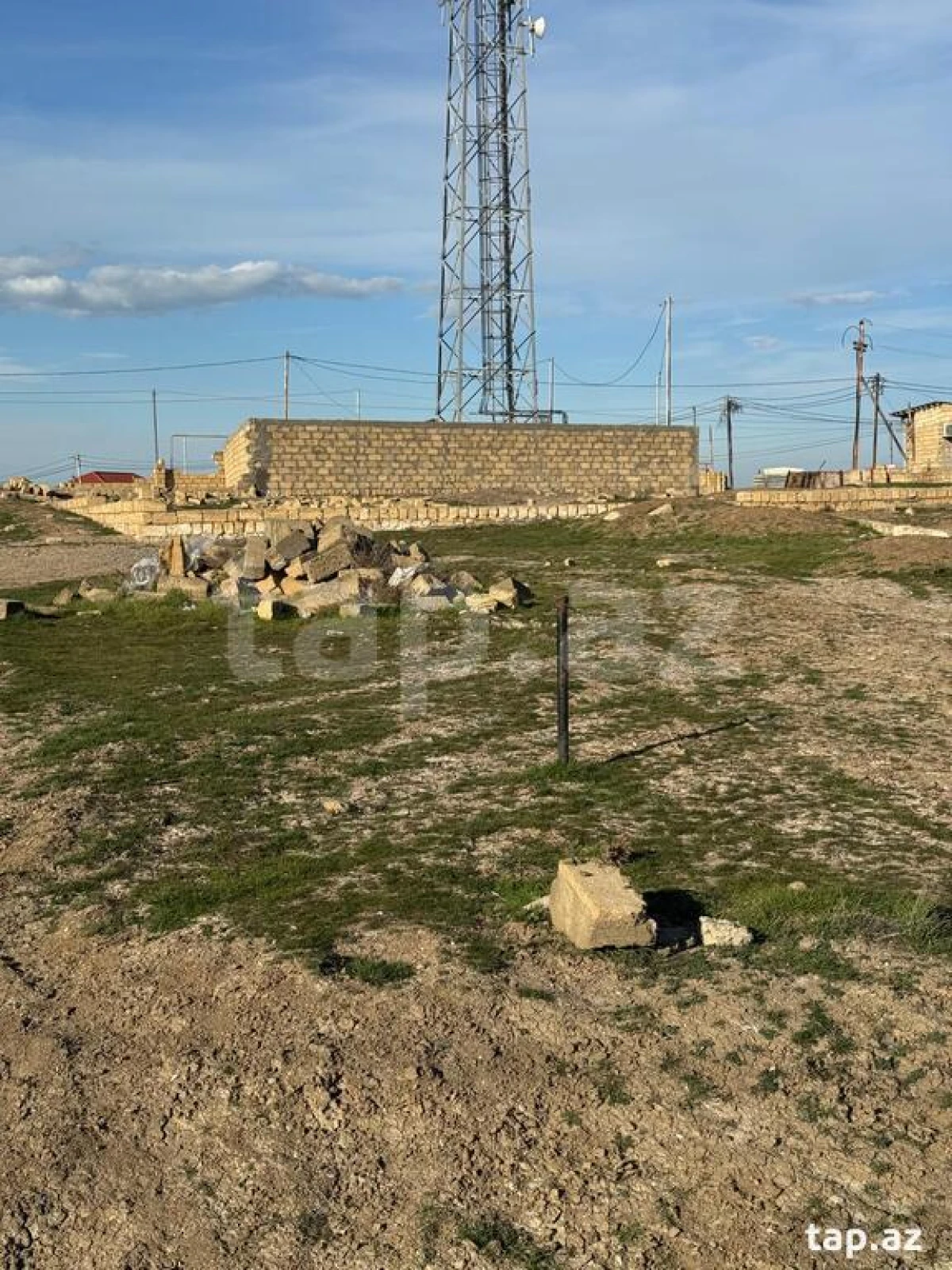 Satılır torpaq sahəsi