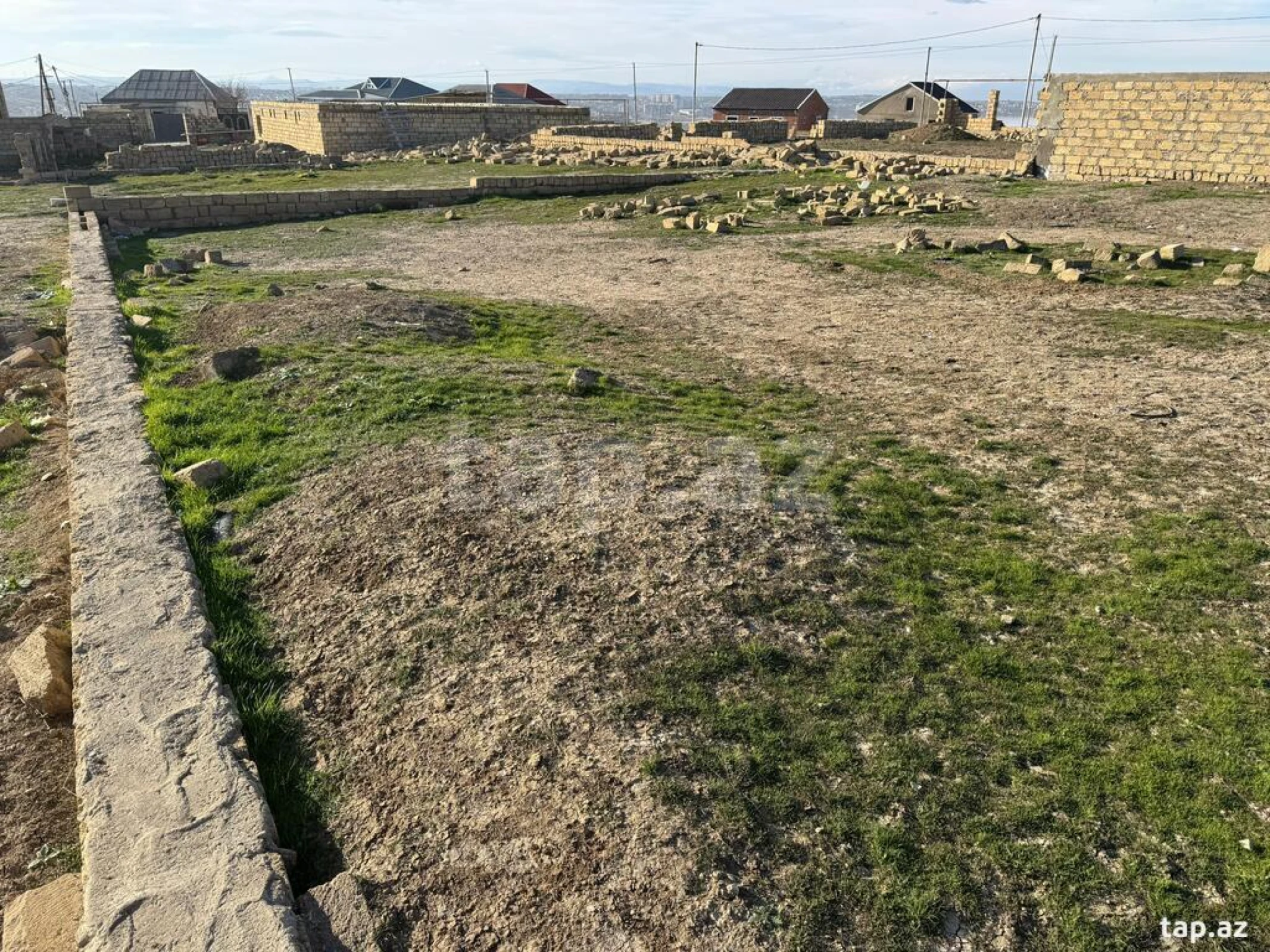 Satılır torpaq sahəsi