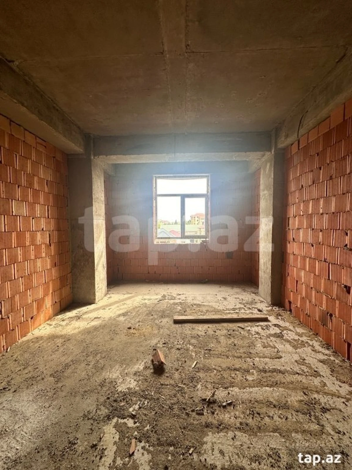 Satılır 1 otaqlı yeni tikili 44 m²