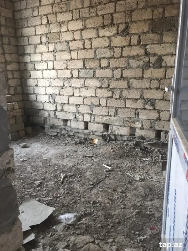 Satılır 4 otaqlı həyət evi