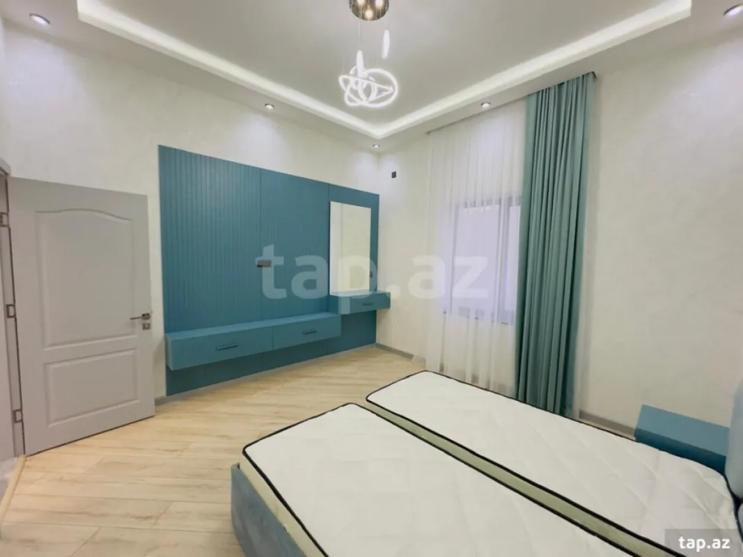 Satılır 4 otaqlı həyət evi