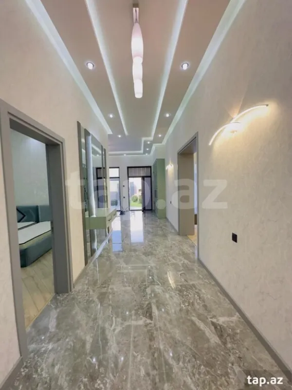 Satılır 4 otaqlı həyət evi