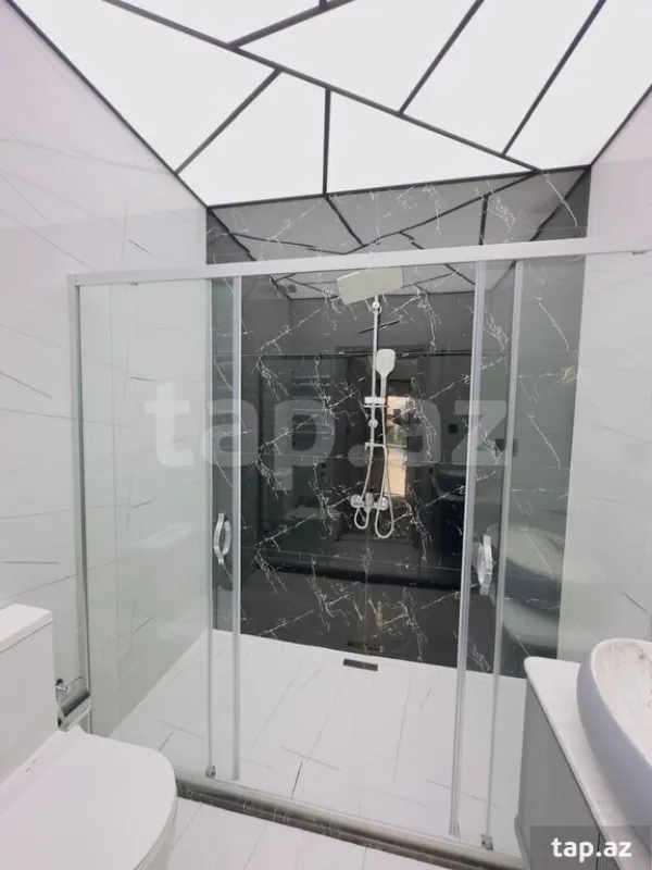 Satılır 4 otaqlı həyət evi