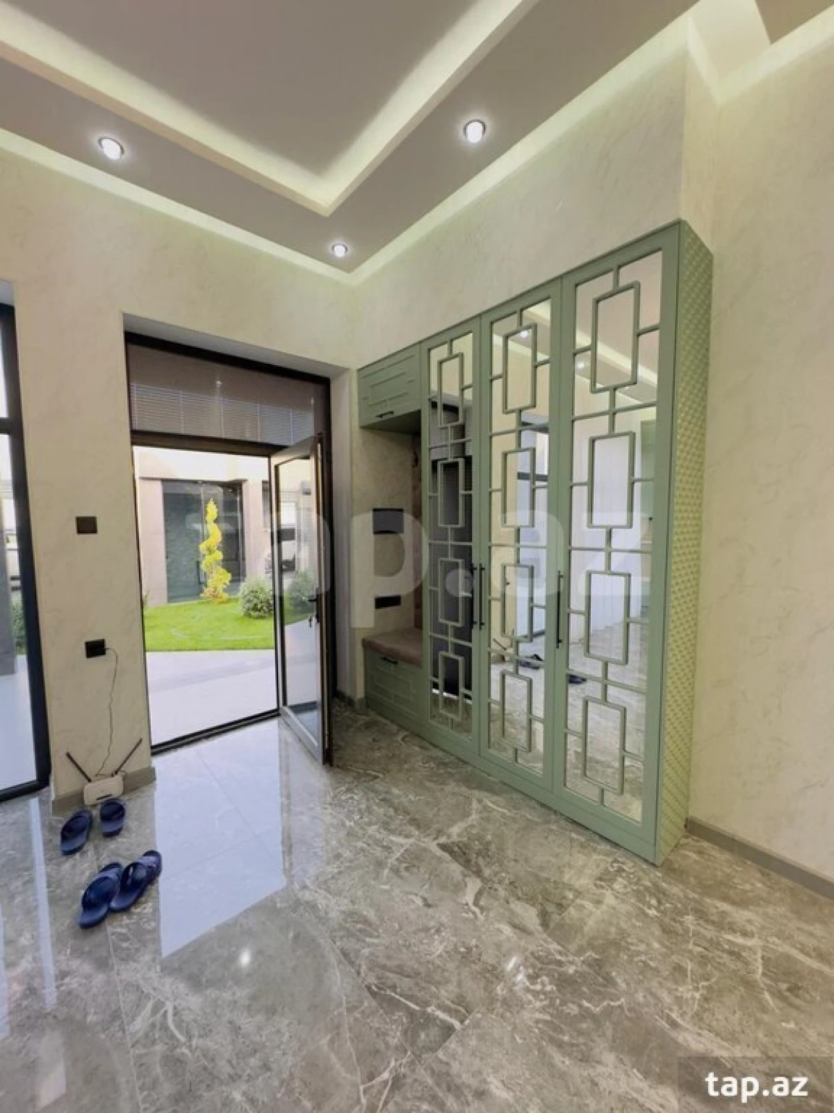 Satılır 4 otaqlı həyət evi