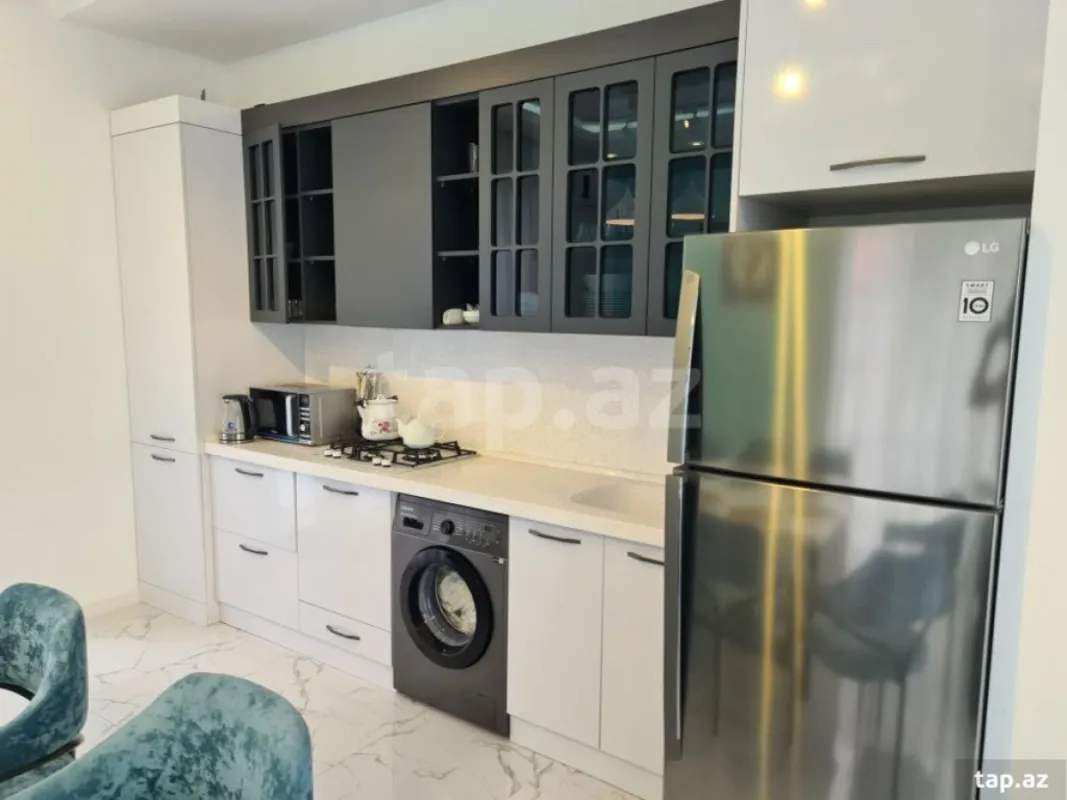 Kirayə verilir 4 otaqlı həyət evi 200 m²