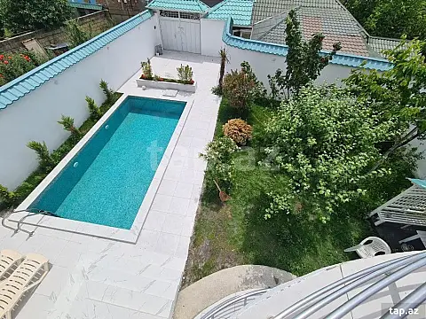 Kirayə verilir 4 otaqlı həyət evi 200 m²