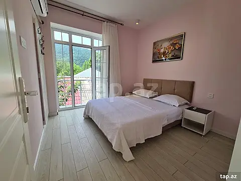 Kirayə verilir 4 otaqlı həyət evi 200 m²