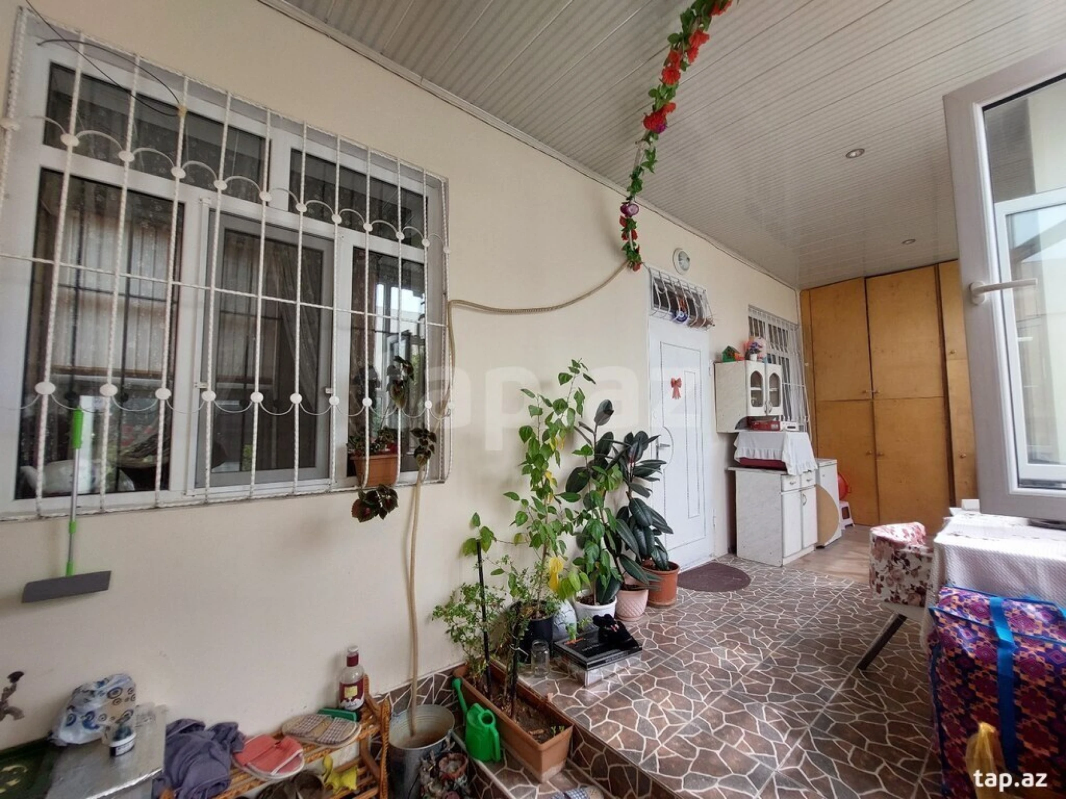 Satılır 3 otaqlı həyət evi