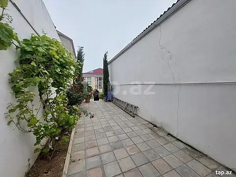 Satılır 3 otaqlı həyət evi