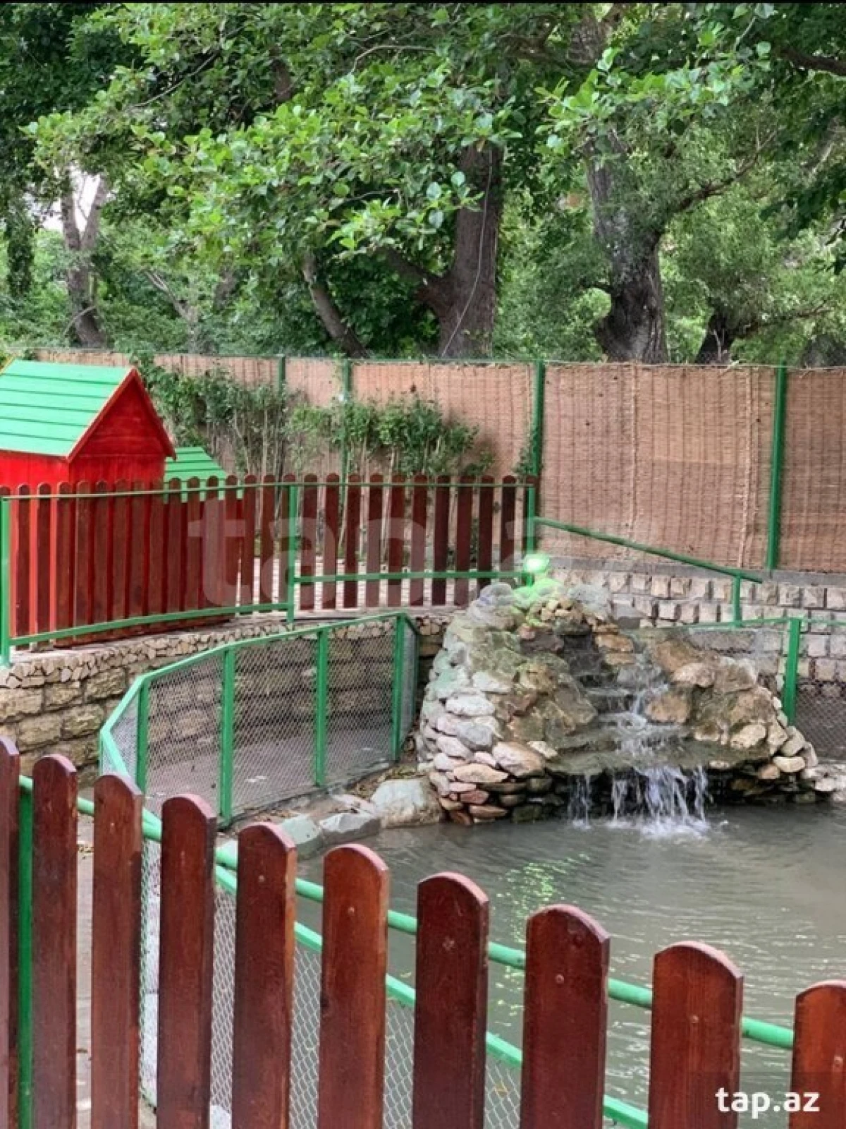 Kirayə verilir 4 otaqlı həyət evi