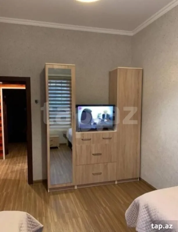 Kirayə verilir 4 otaqlı həyət evi