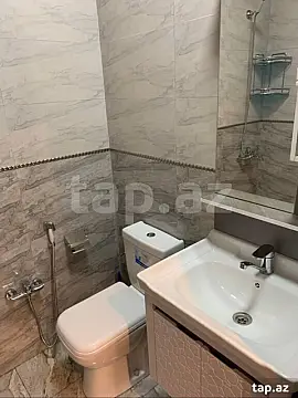 Kirayə verilir 4 otaqlı həyət evi