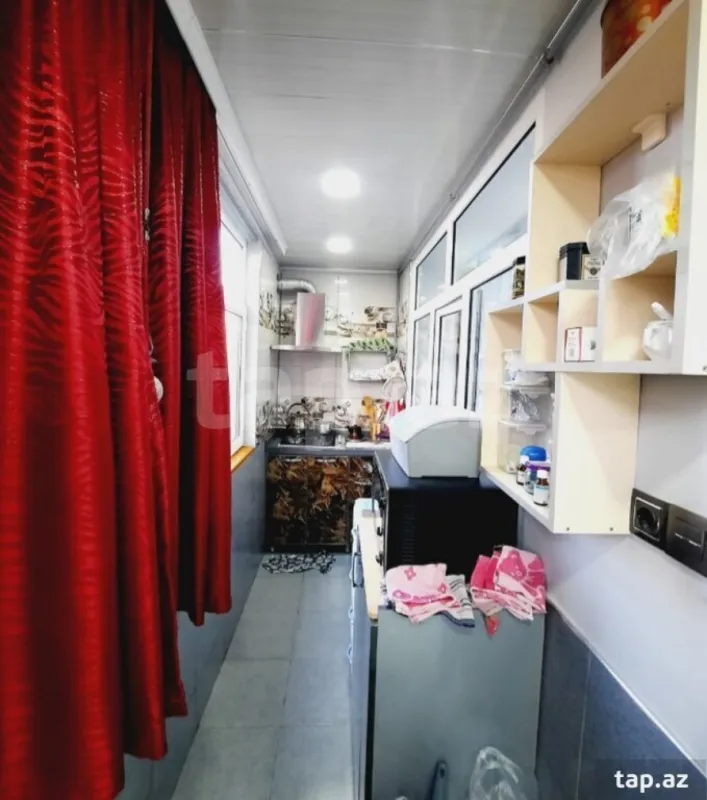 Satılır 3 otaqlı mənzil 76 m²