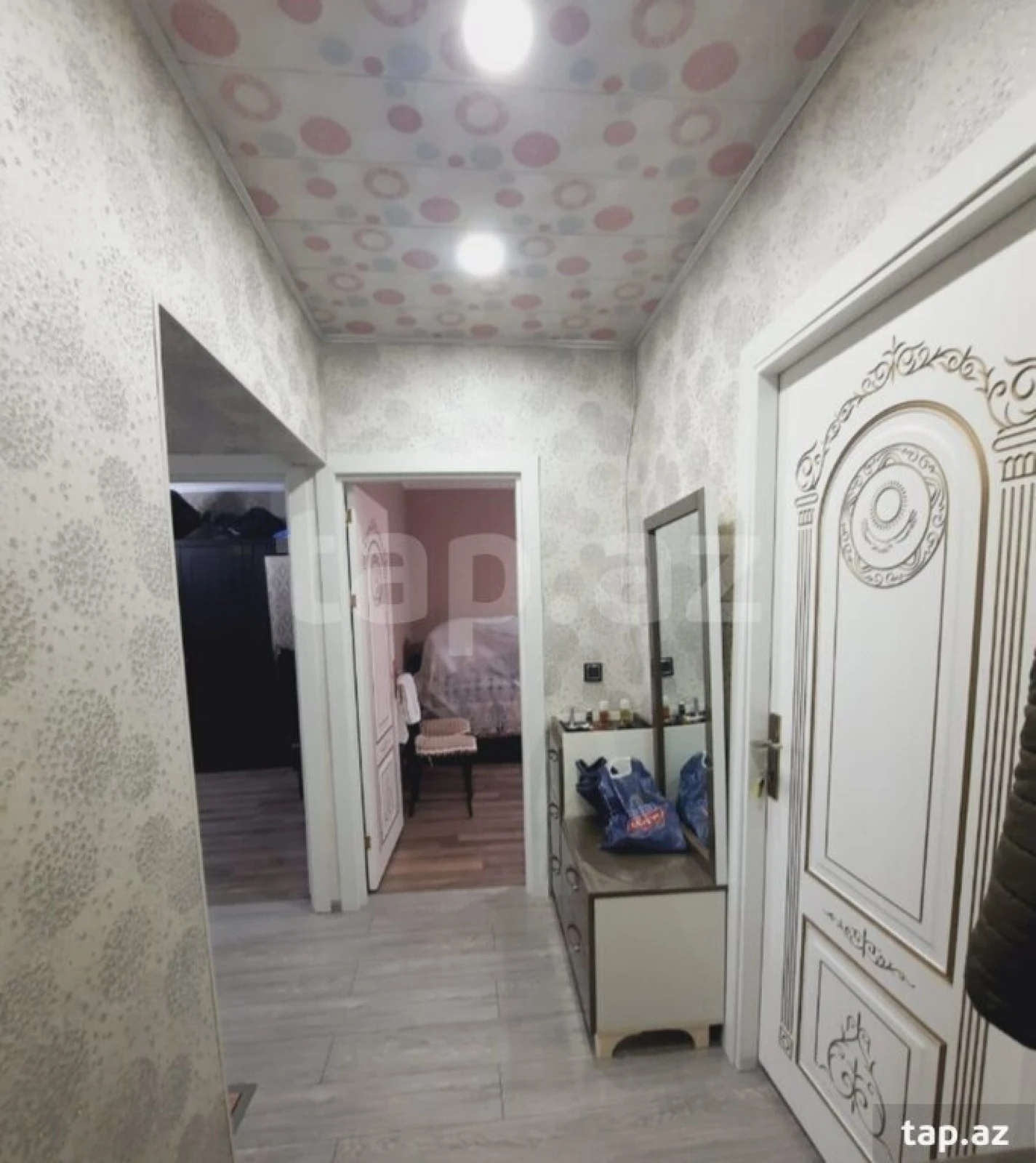 Satılır 3 otaqlı mənzil 76 m²