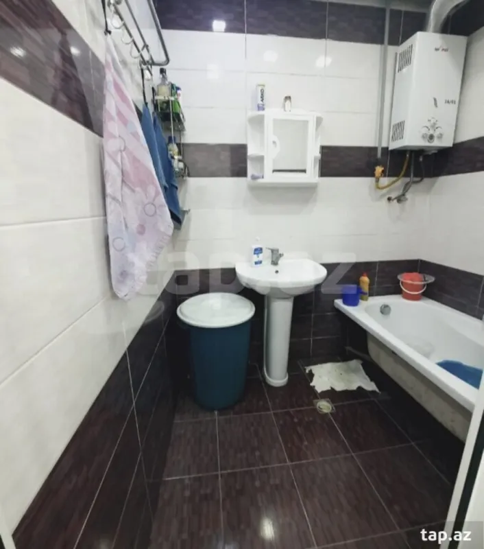 Satılır 3 otaqlı mənzil 76 m²