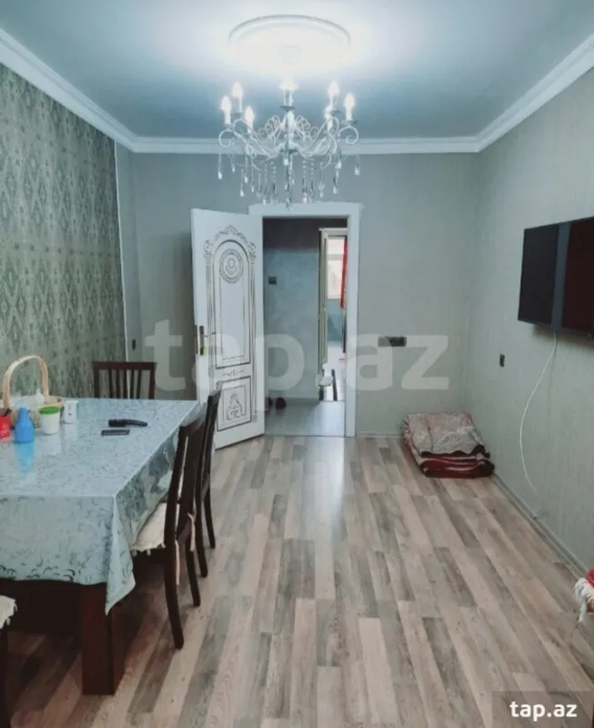 Satılır 3 otaqlı mənzil 76 m²