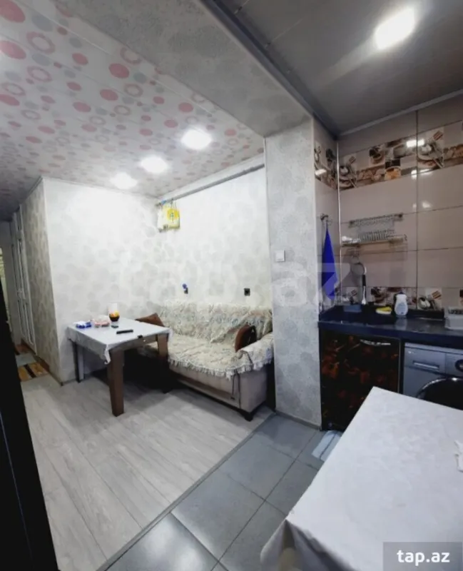 Satılır 3 otaqlı mənzil 76 m²