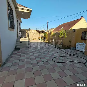 Satılır 4 otaqlı həyət evi