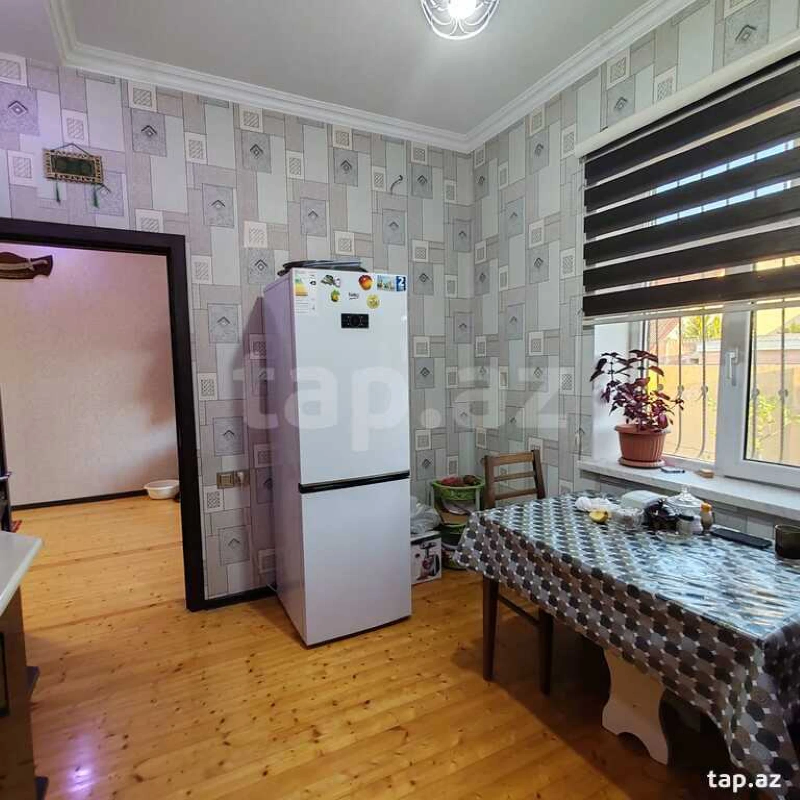 Satılır 4 otaqlı həyət evi