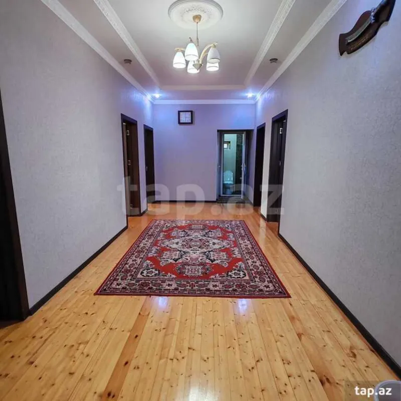Satılır 4 otaqlı həyət evi