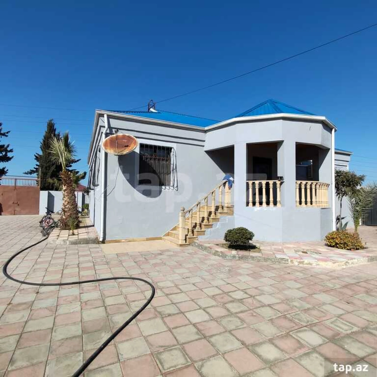 Satılır 3 otaqlı həyət evi