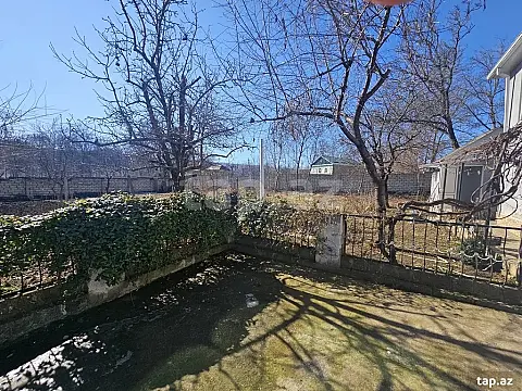 Satılır 6 otaqlı həyət evi