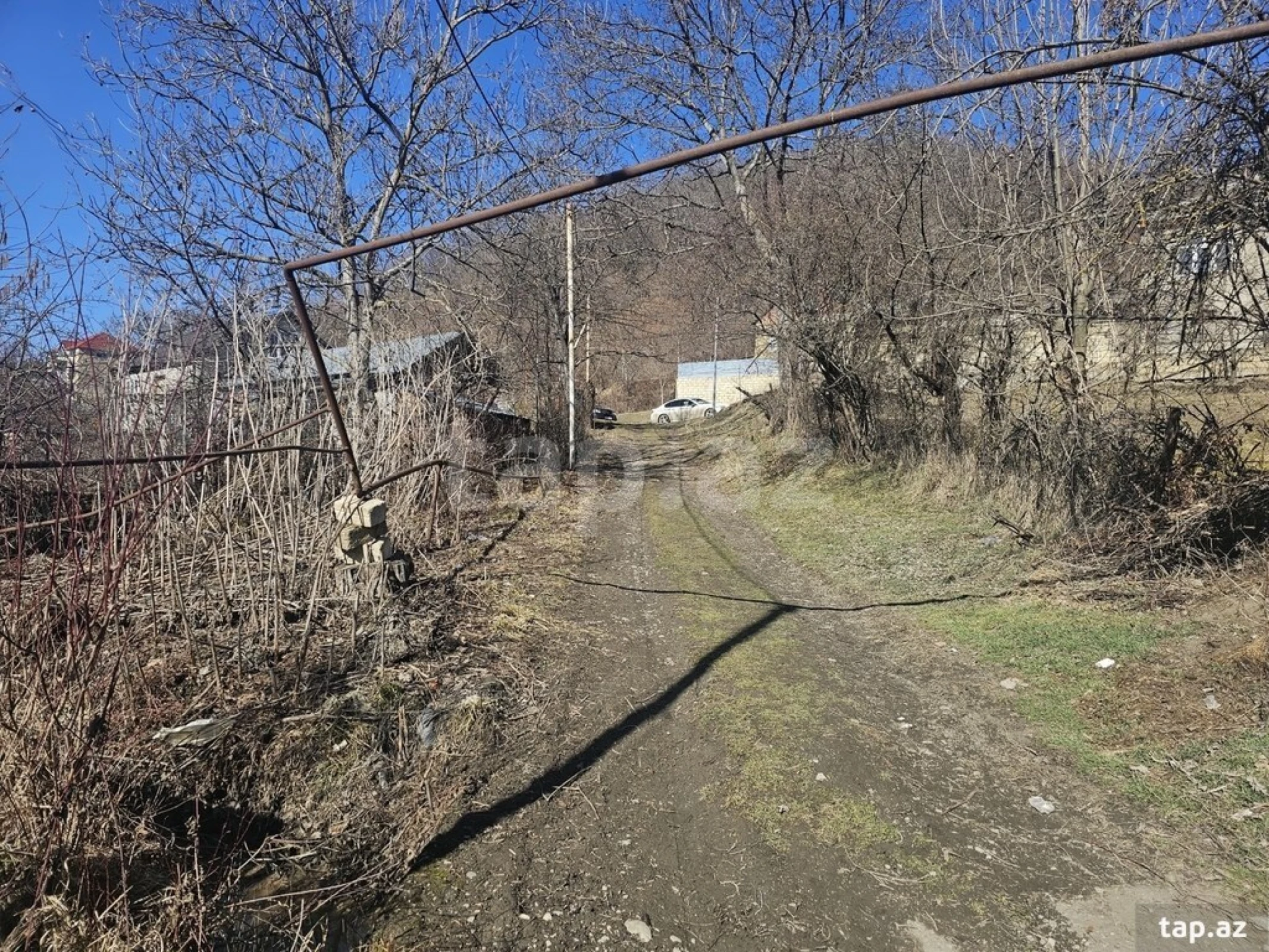 Satılır 6 otaqlı həyət evi