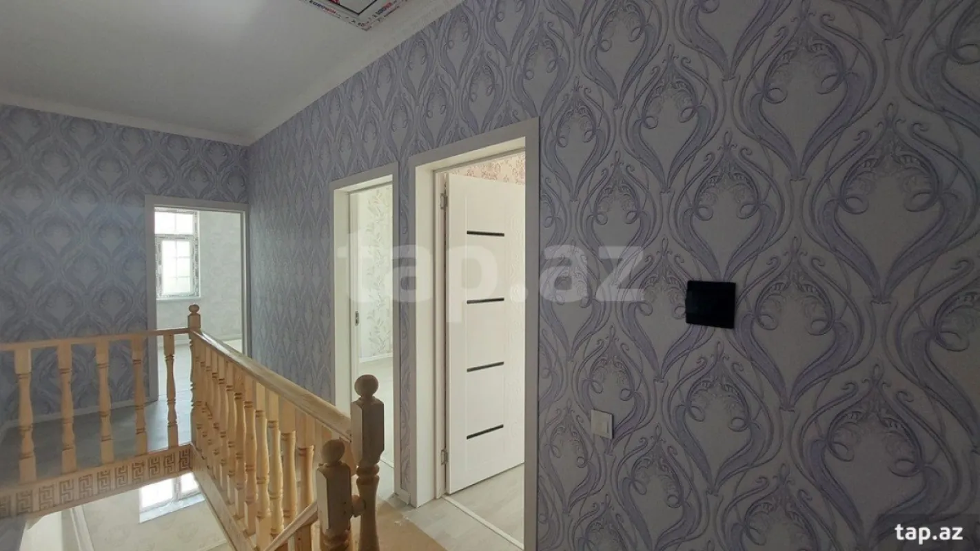 Satılır 4 otaqlı həyət evi