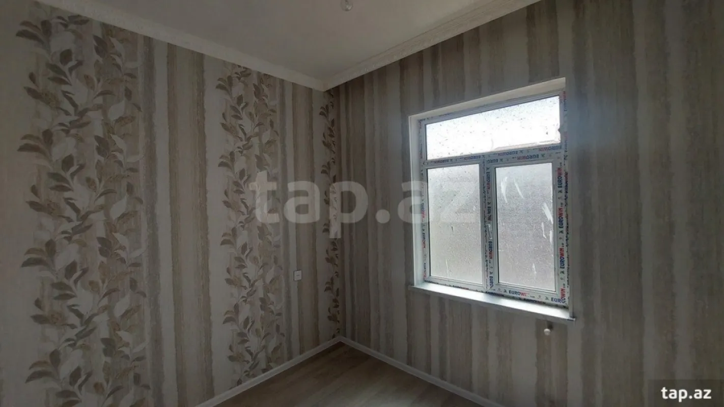 Satılır 4 otaqlı həyət evi