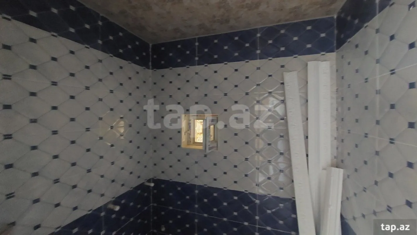 Satılır 4 otaqlı həyət evi